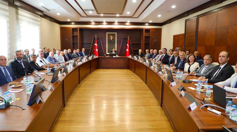 Hazine ve Maliye Bakan Yardımcısı Sayın İlhan HATİPOĞLU Başkanlığında 25 Ağustos 2026 Tarihinde Bakanlıkta Üniversite Hastaneleri Gündemli Toplantı Yapıldı